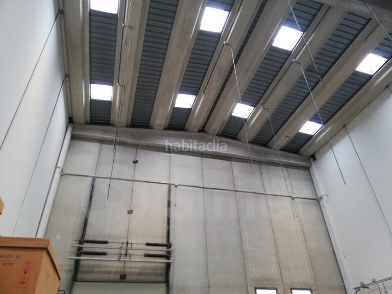 Foto ad9cd405-4ddc-4457-89c9-9f1ae60d6088. Nave industrial en comadrán en Zona Industrial Barberà del Vallès