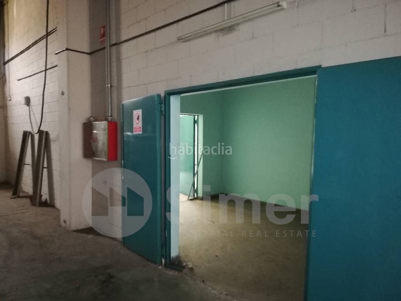Foto d4099fa6-c8fd-4903-aa88-6eb47e340213. Nave industrial en comadrán en Zona Industrial Barberà del Vallès