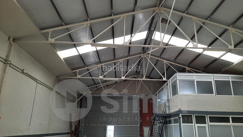 Foto 0cbe720c-cf9f-40c9-a836-f2660bdb0127. Affitto capannone industriale in Zona Industrial Barberà del Vallès