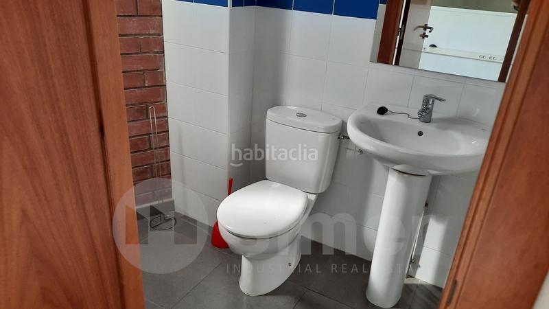 Foto c17ead70-4066-4b0d-b3f1-e87ba68fec1c. Affitto capannone industriale in Zona Industrial Barberà del Vallès