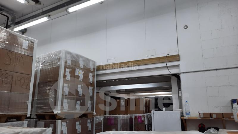 Foto 55fec9a1-7a3a-4af8-bdbf-5689c2713e51. Bâtiment à usage industriel dans Gràcia Sabadell