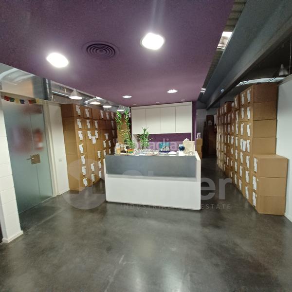 Foto 5cdef47f-45d9-476e-8ddd-cf184fb50f5d. Bâtiment à usage industriel dans Gràcia Sabadell