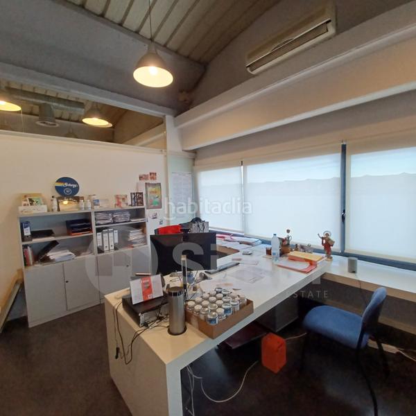 Foto ca5f5e36-45ee-4891-a11e-2977361782c6. Bâtiment à usage industriel dans Gràcia Sabadell