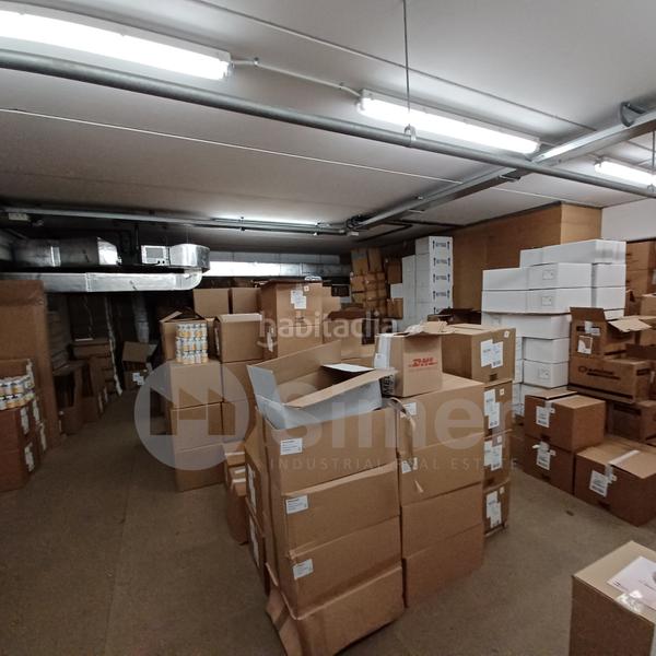 Foto 1b5a2c10-c863-4b41-bebe-737d5a91a72b. Nau industrial a Gràcia Sabadell