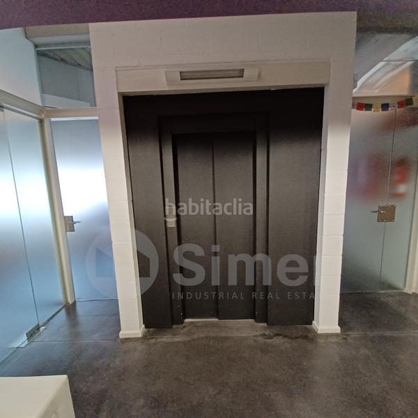 Foto 1010b574-bfb4-4964-88a8-5b984600834d. Nave industrial en Gràcia Sabadell