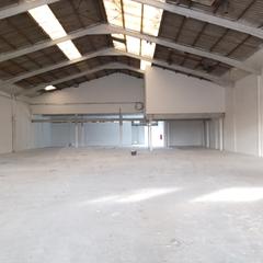 Capannone industriale in Napols