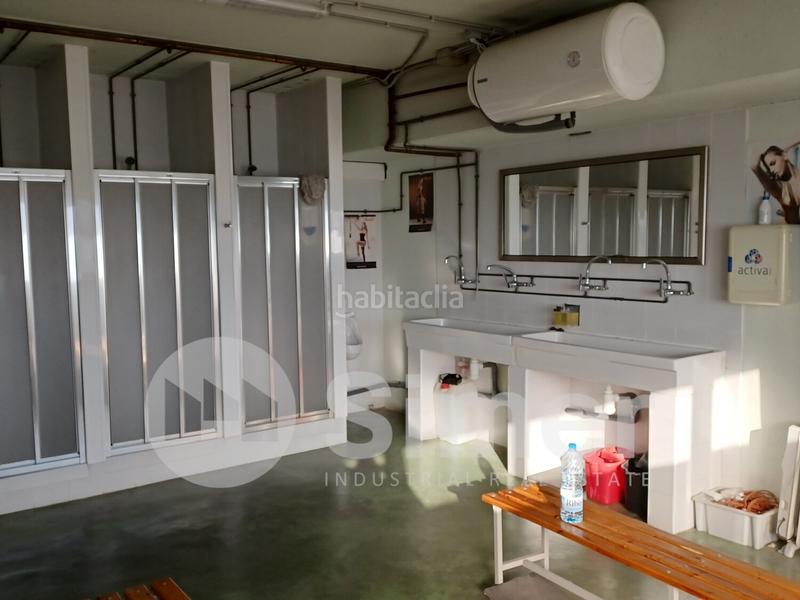 Foto 646caecf-b274-4b32-addf-0e20e7cd55d8. Bâtiment à usage industriel dans Mas Rampinyo - Montcada Nova - Carrerada Montcada i Reixac