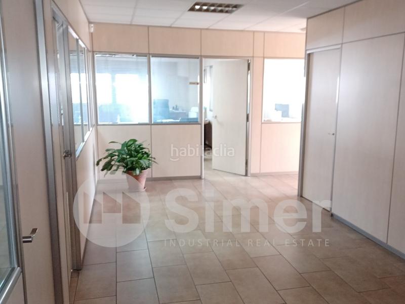 Foto 8cbbbfa6-daa2-4d16-ad81-bd12274141a5. Bâtiment à usage industriel dans Mas Rampinyo - Montcada Nova - Carrerada Montcada i Reixac