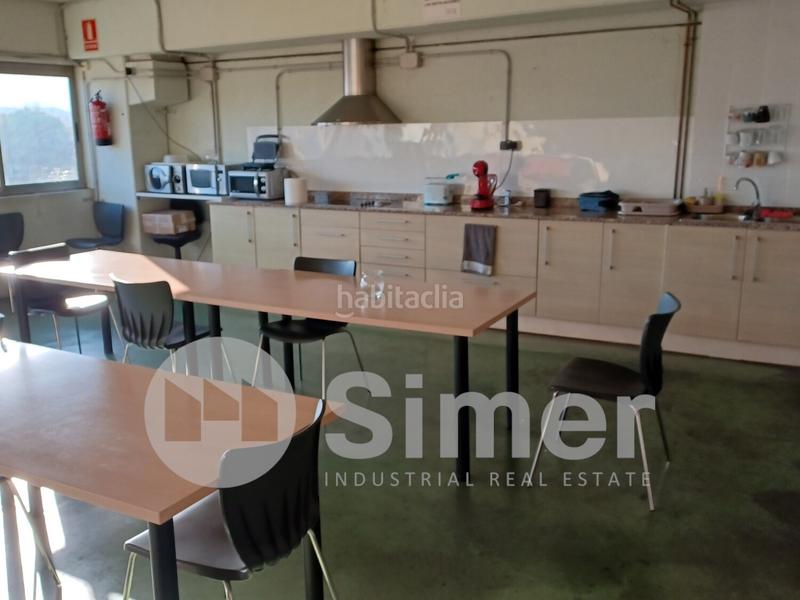 Foto f04e1ccf-6a6d-45c6-bb8d-8788bb738296. Bâtiment à usage industriel dans Mas Rampinyo - Montcada Nova - Carrerada Montcada i Reixac