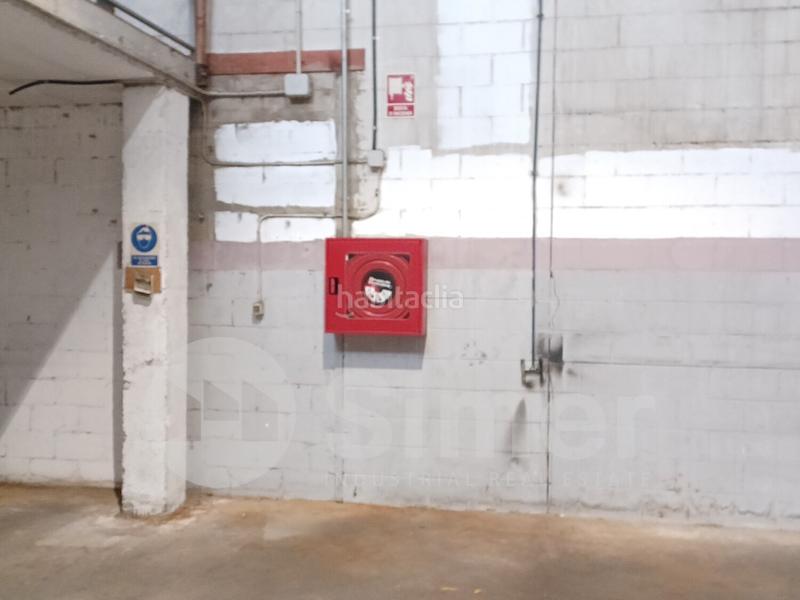 Foto b807decb-87d8-44b5-8c88-460d437708ce. Alquiler nave industrial en Polinyà