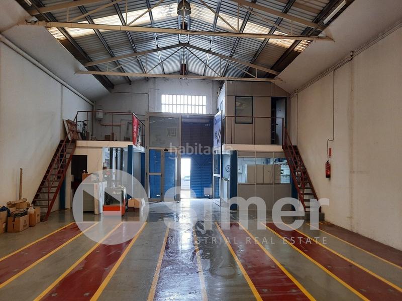 Foto 8383a449-f8f8-42fe-9554-8d5b07fa23d2. Miete fabrikhalle in boada vell 3 in Palau-solità i Plegamans