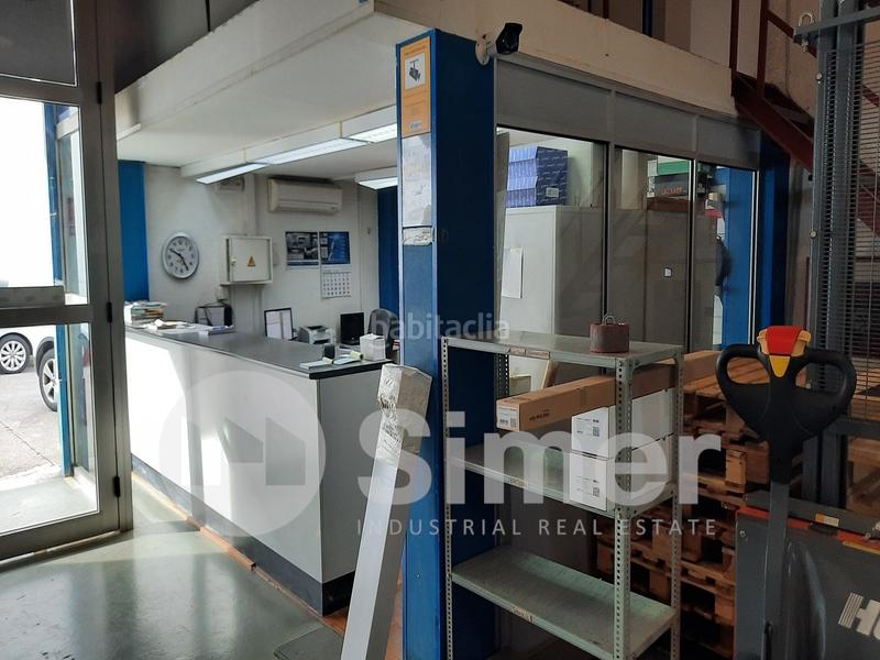 Foto 34b69b8d-ca0d-43f7-bc5a-050dbd8f6810. Rent industrial building in boada vell 3 in Palau-solità i Plegamans