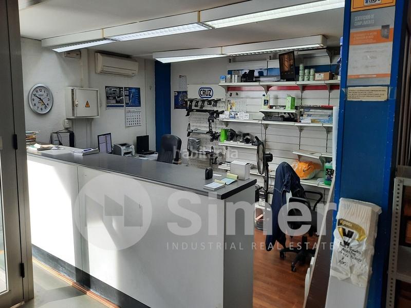 Foto f72d22e6-9ea7-4b61-a6d4-cb43011ff685. Rent industrial building in boada vell 3 in Palau-solità i Plegamans