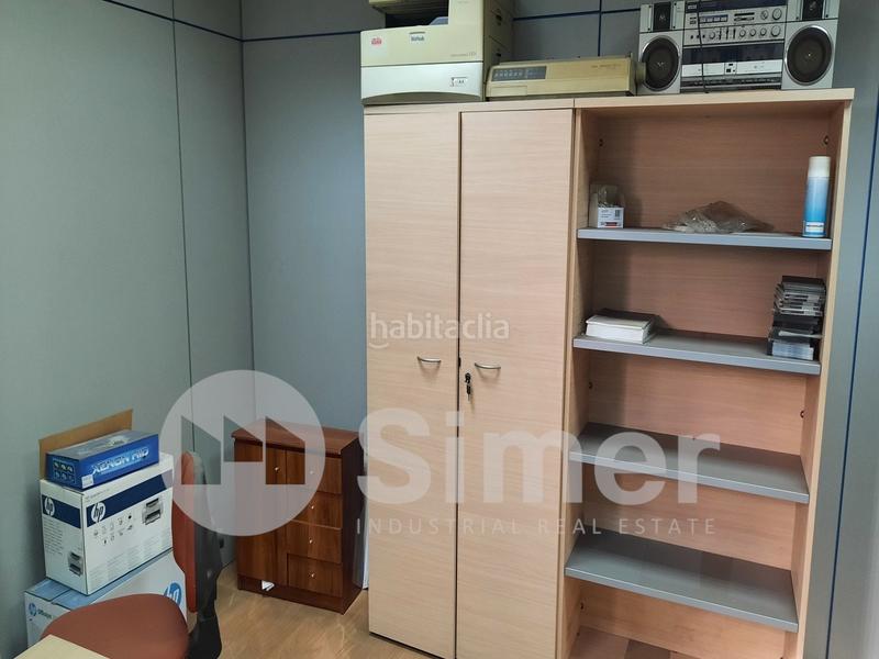 Foto f9cdb47d-4f99-4be0-85e7-815edffe4694. Rent industrial building in boada vell 3 in Palau-solità i Plegamans