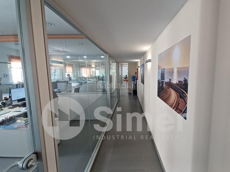 Foto f18eea0a-e7c2-44c3-96c9-b20b72126c12. Capannone industriale in La Casilla - Zona Industrial Mollet del Vallès