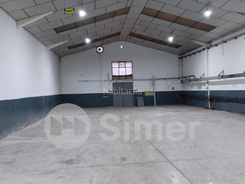 Foto 8b9bbfbb-c016-4d54-af26-dbb66b7cc4bd. Nave industrial en Palou Granollers