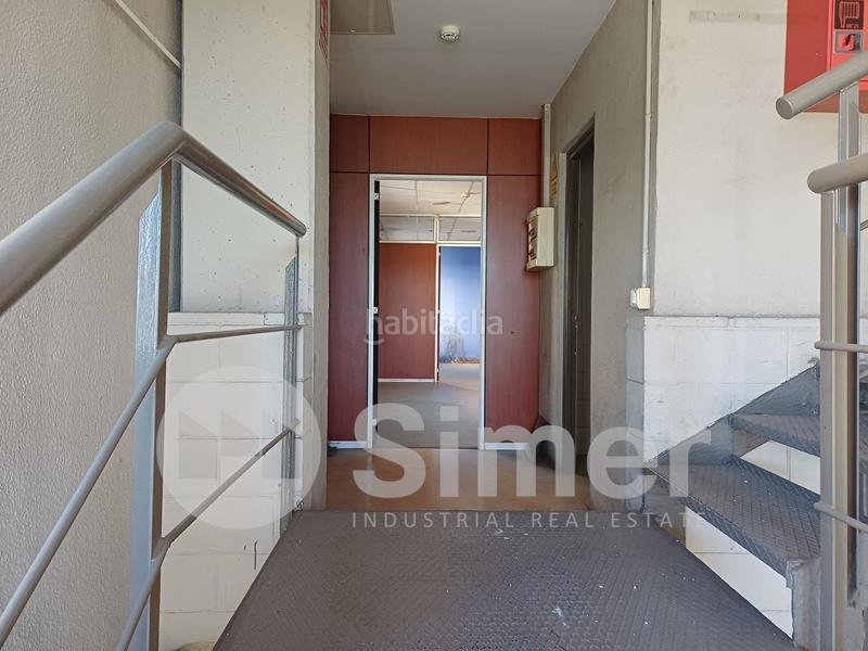 Foto d563462e-a183-4870-abb5-3699d83973b0. Location bâtiment à usage industriel dans Zona Industrial Ripollet