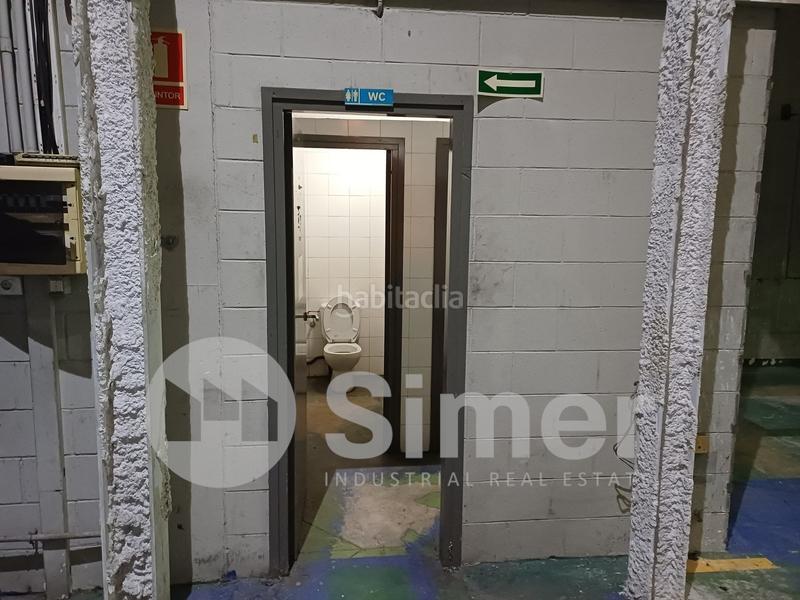 Foto d06bfb24-3d35-4189-a931-554c4472656f. Affitto capannone industriale in Zona Industrial Ripollet