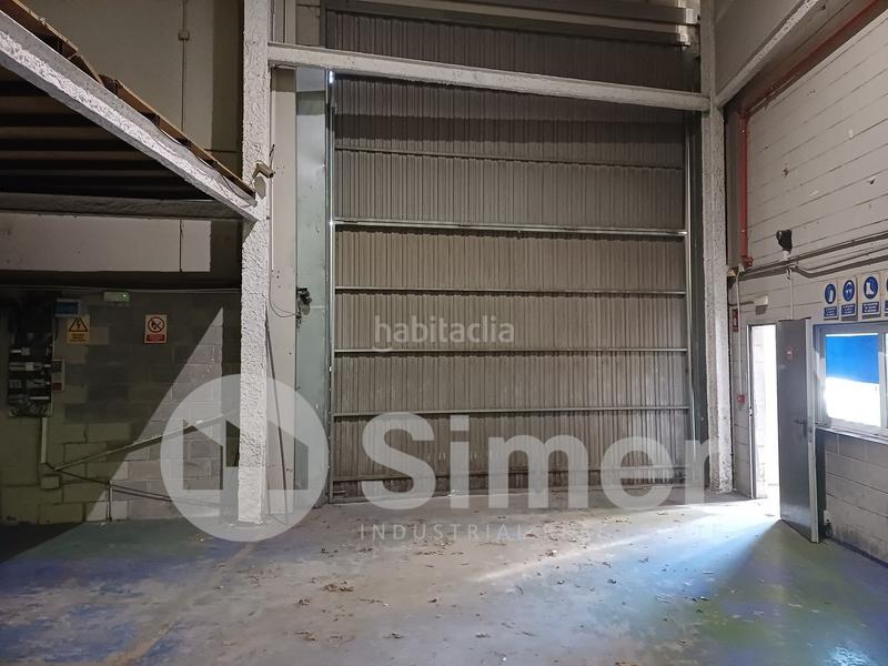 Foto b5471de0-508c-4858-9af7-15321ff3f90a. Alquiler nave industrial en Zona Industrial Ripollet