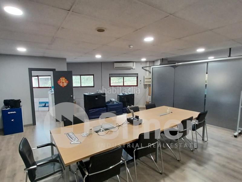 Foto 5ffa88d8-4333-4f35-9406-b790af12bdaf. Affitto capannone industriale in Zona Industrial Barberà del Vallès