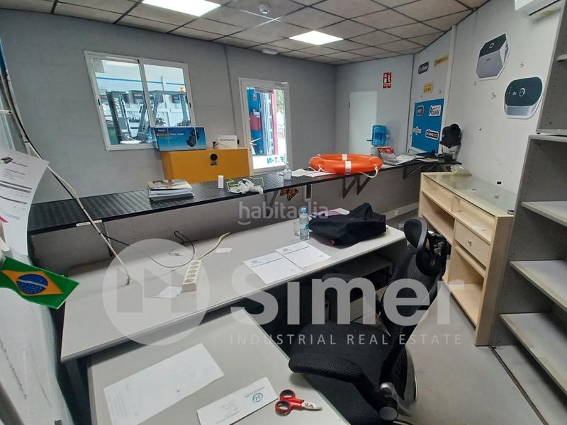 Foto 653a24cb-b8f5-4b7d-9b0b-c6047e04c9fb. Rent industrial building in Zona Industrial Barberà del Vallès