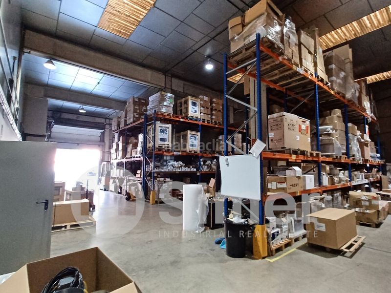 Foto b874f378-fe41-472d-a9d6-8bc35648001c. Nave industrial en Montornès del Vallès