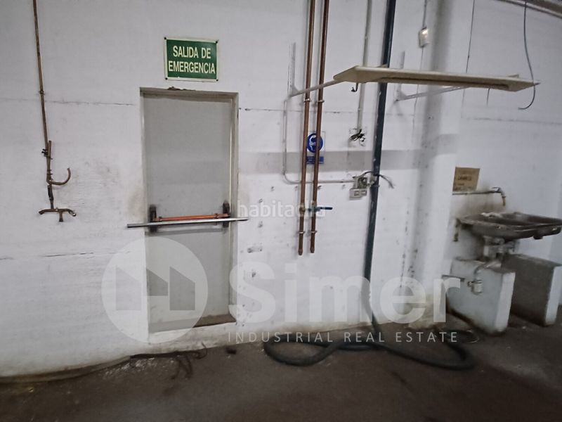 Foto ffee4a5f-9aa5-4e6e-84b0-33df2a255c3c. Nave industrial en Lliçà de Vall