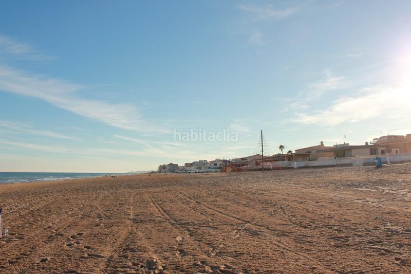 Foto 500f3fe5-fa3b-45b8-ac85-ccc95489a7b3. Apartamento residencial con vistas panorámicas al mar en Daya Nueva