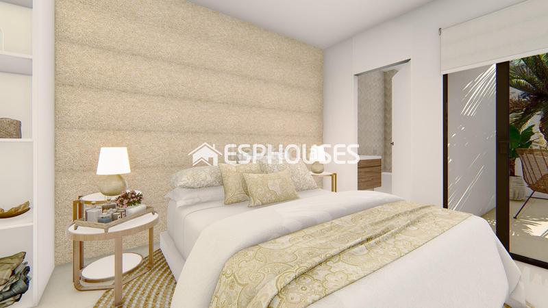 Foto 00b2bd3f-5b07-45a7-89c7-cd3351845689. Casa adosada villa adosada con piscina privada costa en Orihuela