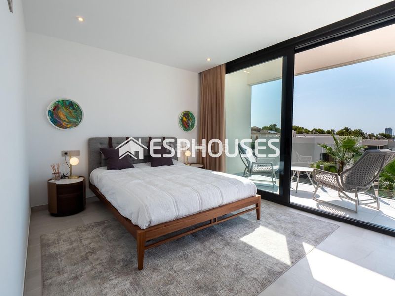 Foto 60a12924-2533-48c5-8aee-5a0edbbc0c5a. Casa a berna 5 a Golf Bahía Finestrat
