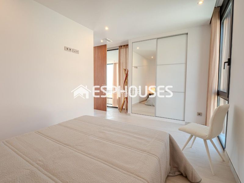 Foto 66a2a8fc-0646-49e0-bcce-e67b864c1086. Casa a berna 5 a Golf Bahía Finestrat