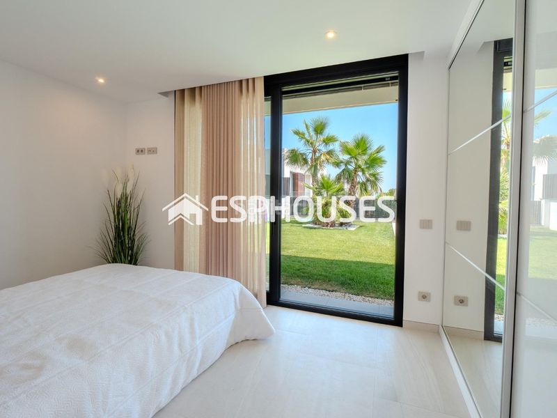 Foto 9525165a-453d-4797-aa43-dd3561f9f4cc. Casa a berna 5 a Golf Bahía Finestrat