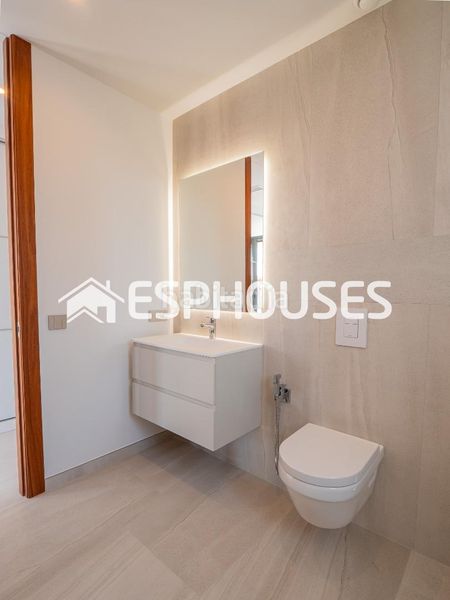 Foto a655cc75-54ba-4b14-8827-7e191b42fdf6. Casa a berna 5 a Golf Bahía Finestrat
