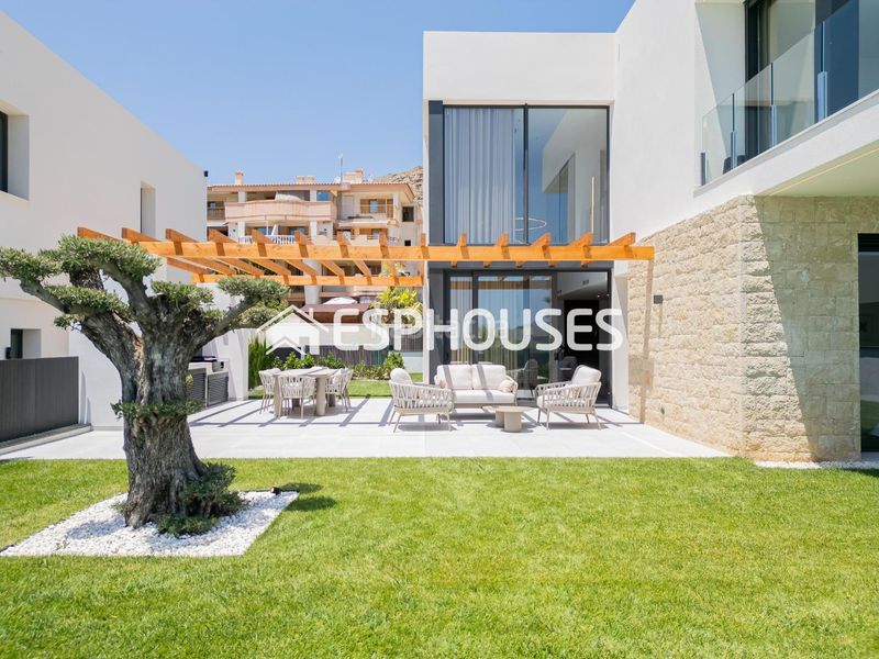 Foto b157eebb-5618-4917-9e8d-28223a07a566. Casa a berna 5 a Golf Bahía Finestrat