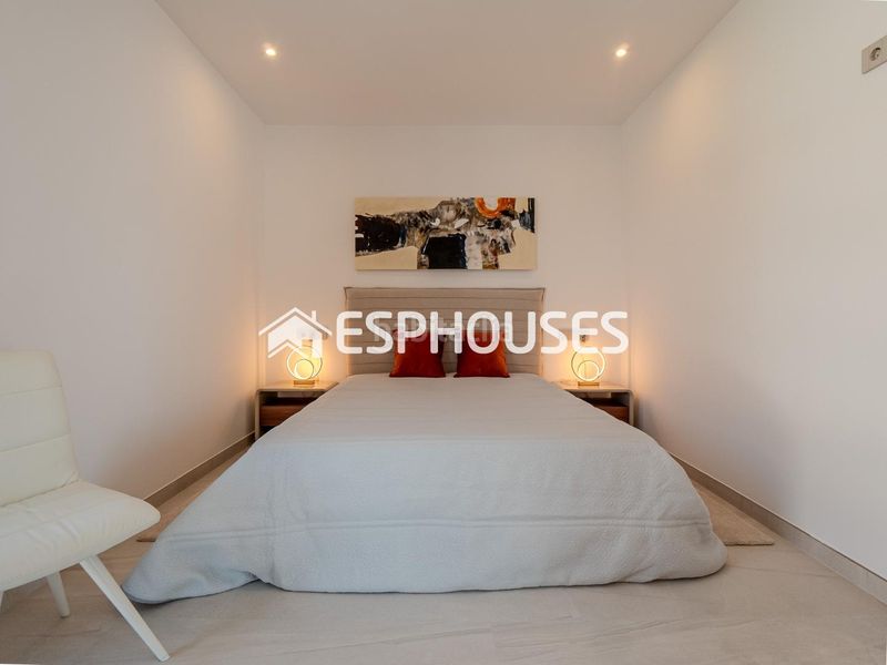 Foto bf156bf7-9ad5-4603-ba44-fe4df59b082a. Casa a berna 5 a Golf Bahía Finestrat