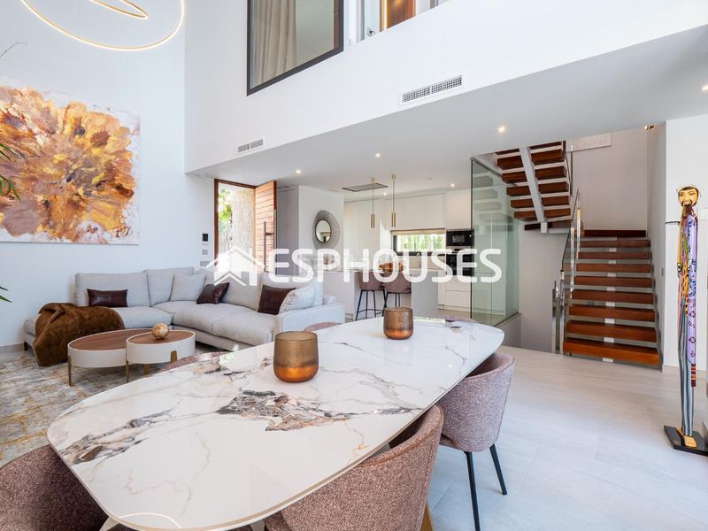 Foto c156ae63-3c5d-4bd6-884e-cf7c77c11d26. Casa a berna 5 a Golf Bahía Finestrat