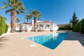 Maison à Benijófar. Villa de lujo totalmente amueblada en monteazul  benijofar, list