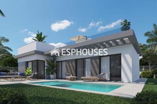 Casa a Sierra Helada. Villa sobre plano  villa de una planta con jardín y piscina priv