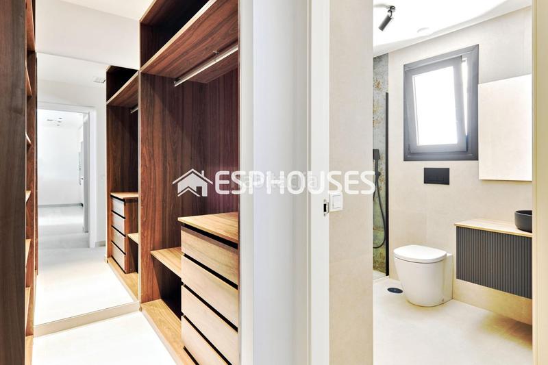 Foto 38725cdd-1958-4b12-aea9-cd3ab163b65a. Piso apartamentos a 250m del mar en Playa de los Náufragos Torrevieja