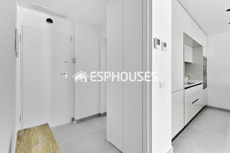 Foto 48feb330-85ad-4043-a583-644d907d6338. Piso apartamentos a 250m del mar en Playa de los Náufragos Torrevieja