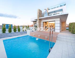 Maison à Centro. Villa de lujo a solo 800 m de la playa