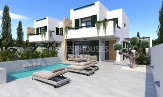 Casa a Daya Nueva. Villas de lujo en daya nueva