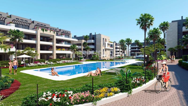 Foto 32855306-fe40-4631-a24c-53a9cd334263. Piano terra con parcheggio piscina in Playa Flamenca Orihuela