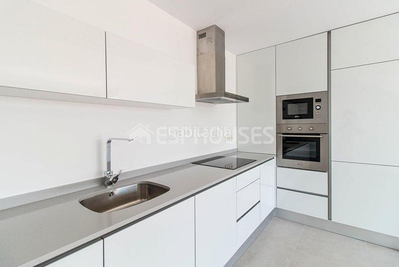 Foto 2bd200ee-1303-4528-ab5b-7b26251d64b5. Casa nueva villa con piscina y muchas posibilidades en Orihuela