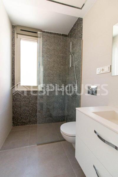 Foto 2d6f1565-d280-489b-8526-6390382f200e. Casa nueva villa con piscina y muchas posibilidades en Orihuela