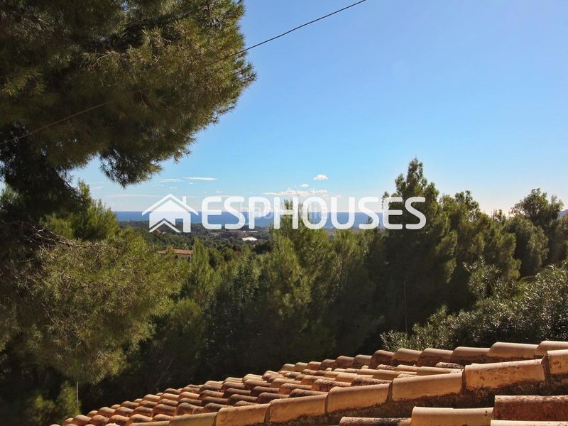 Foto 7a2abccf-0afb-4828-926b-eac9c3bf801b. Casa amb piscina a Altea la vella Altea