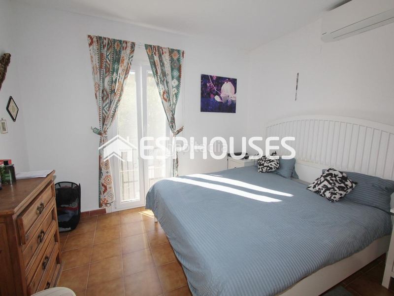 Foto 8c74e926-47d6-45dc-a11a-9a5014c00524. Casa amb piscina a Altea la vella Altea