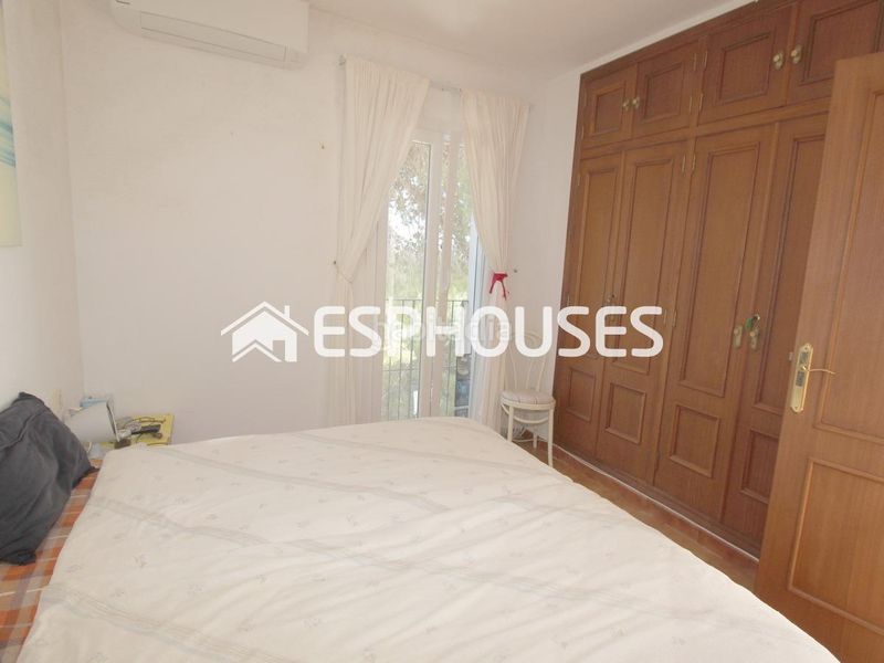 Foto 97063b53-960d-4b60-8bfe-2840ed423ca1. Casa amb piscina a Altea la vella Altea