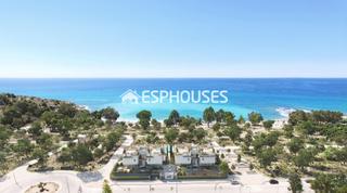 Dúplex a Platja de Torres. Apartamento  en primera línea del mar, en villajoyosa