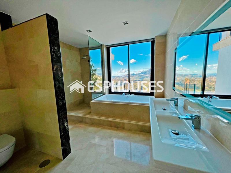 Foto 2445c590-cd8b-4268-a6c2-b055a2d715ec. Casa villa de lujo llave en mano de nueva construcción hills en Altea